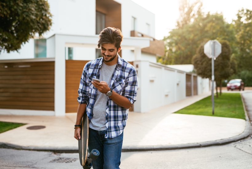 Do You Know the 10 Second Text that Will Make Him Smile for Hours?