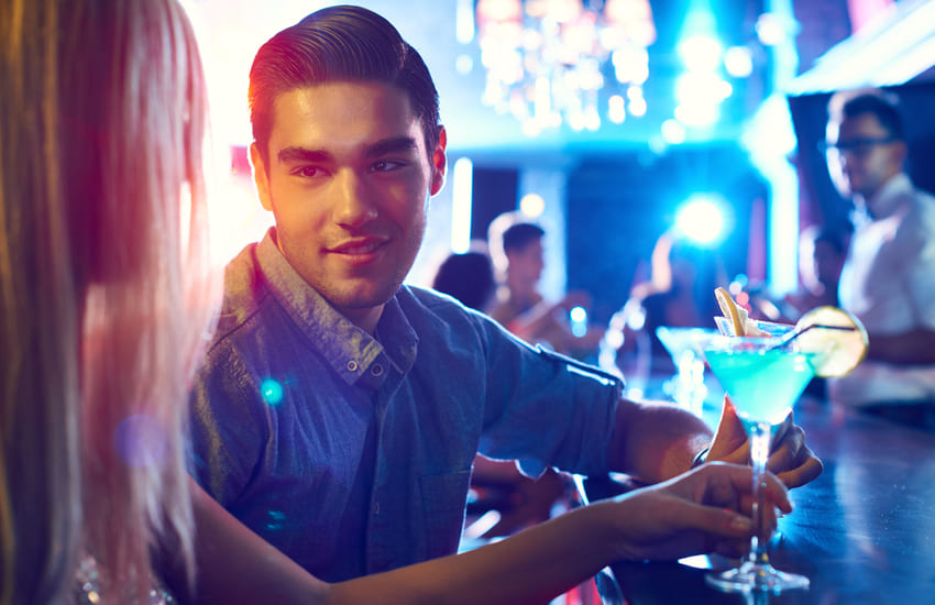 The Telltale Signs of a Serial Dater