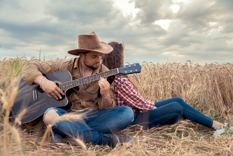 The 10 Best Romantic Country Songs